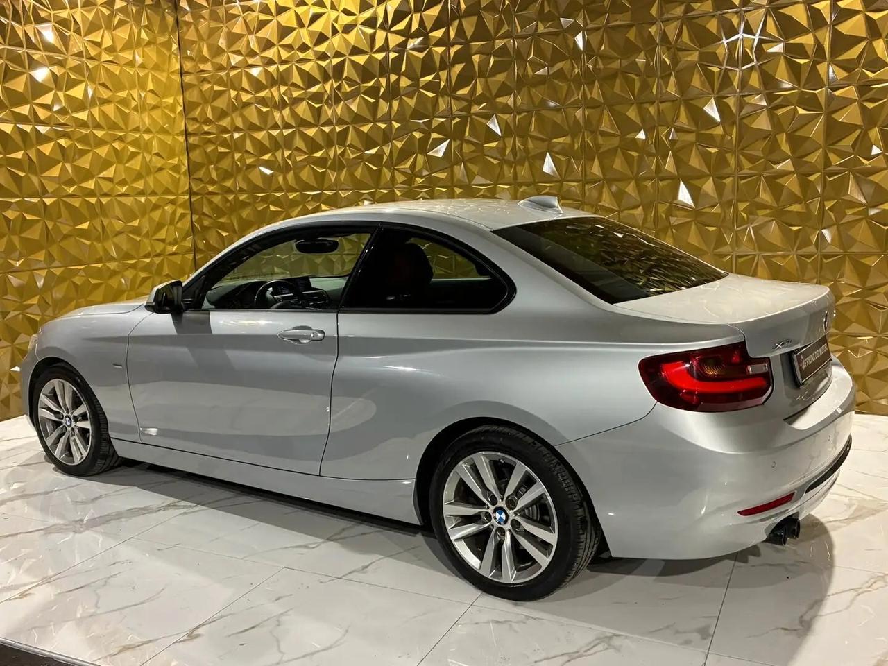 Bmw 220 220d xDrive Coupé Sport
