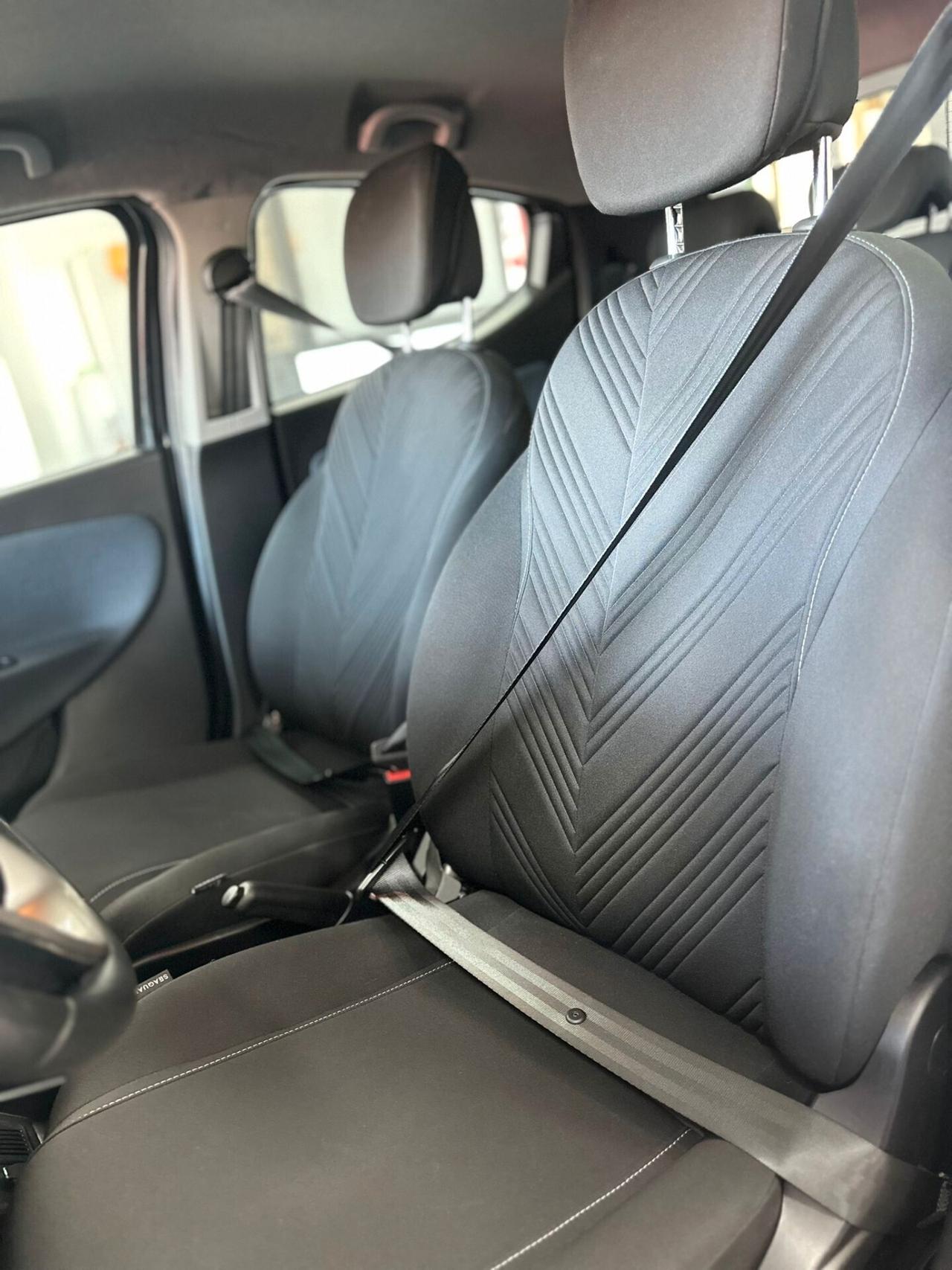 Lancia Ypsilon 1.0 FireFly 69cv Hybrid Ecochic Gold 2021