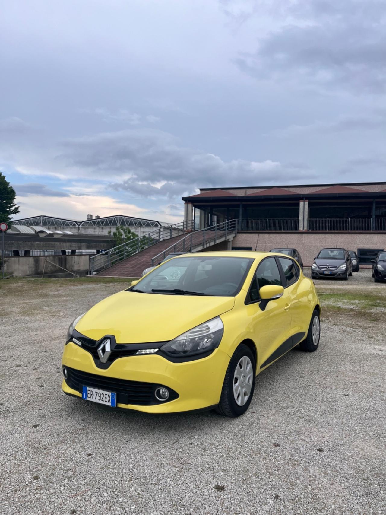 Renault Clio 1.5 dCi 75CV 2013 NEOPATENTATI