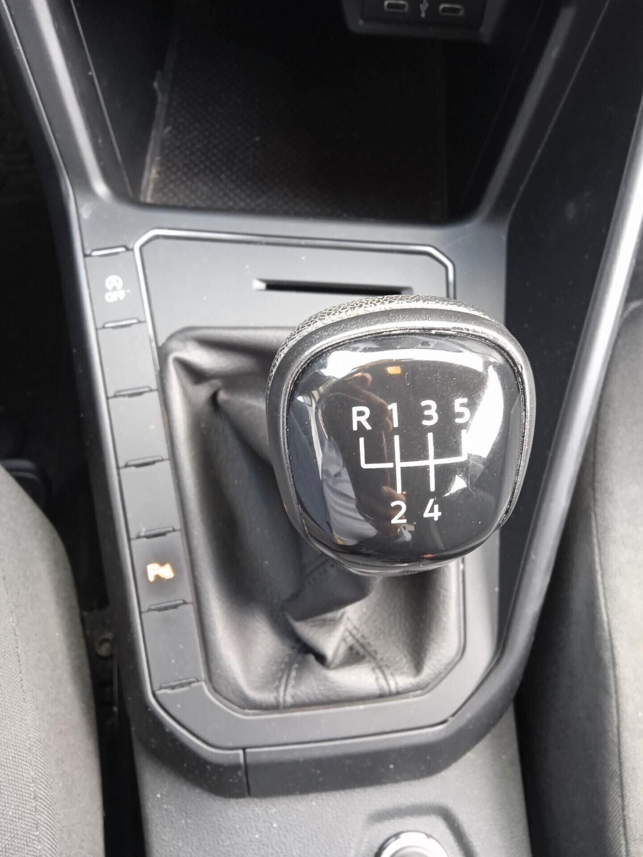 Volkswagen Polo APPLE CAR PLAY SENS PARK DOPPI GUIDA DI 2°LIVELLO LINE ASSIST FRONT ASSIST ADATTA X NEOPATENTATI