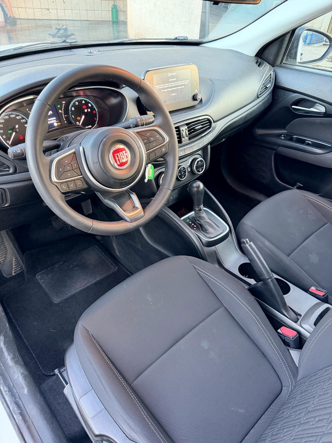 FIAT TIPO 1.5 HYBRID DCT 62.000 KM
