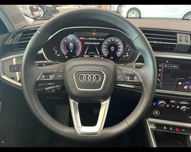 AUDI Q3 35 TDI S tronic Business Advanced