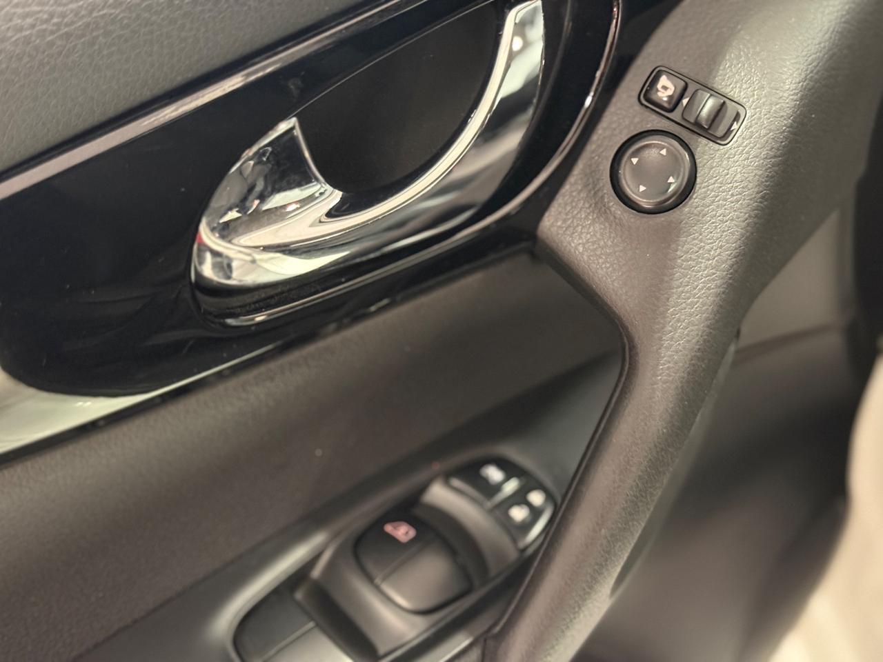 Nissan Qashqai 1.5 dCi Unico Proprietario !