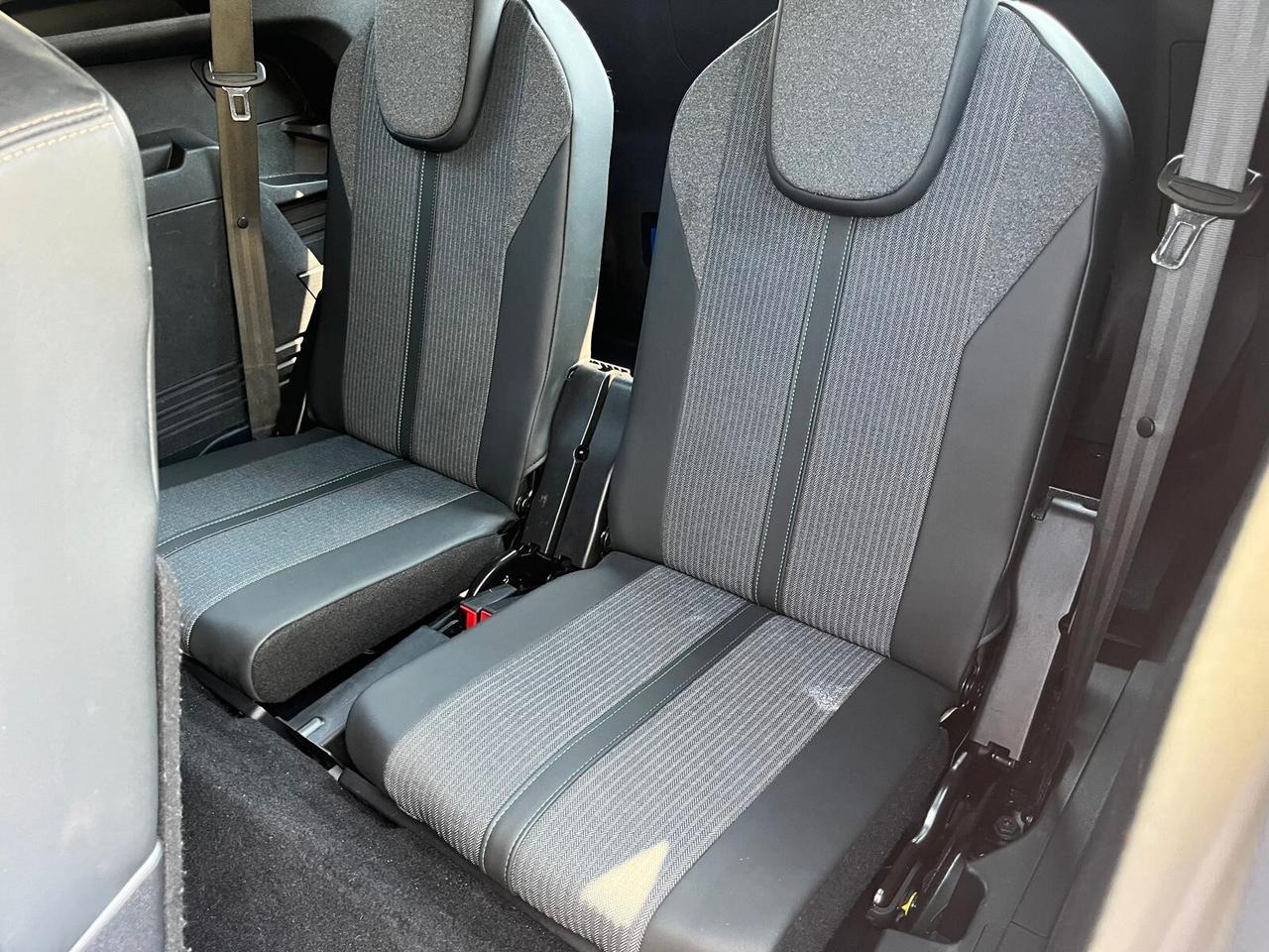 Peugeot 5008 BlueHDi 130 S&S EAT8 Allure 7p