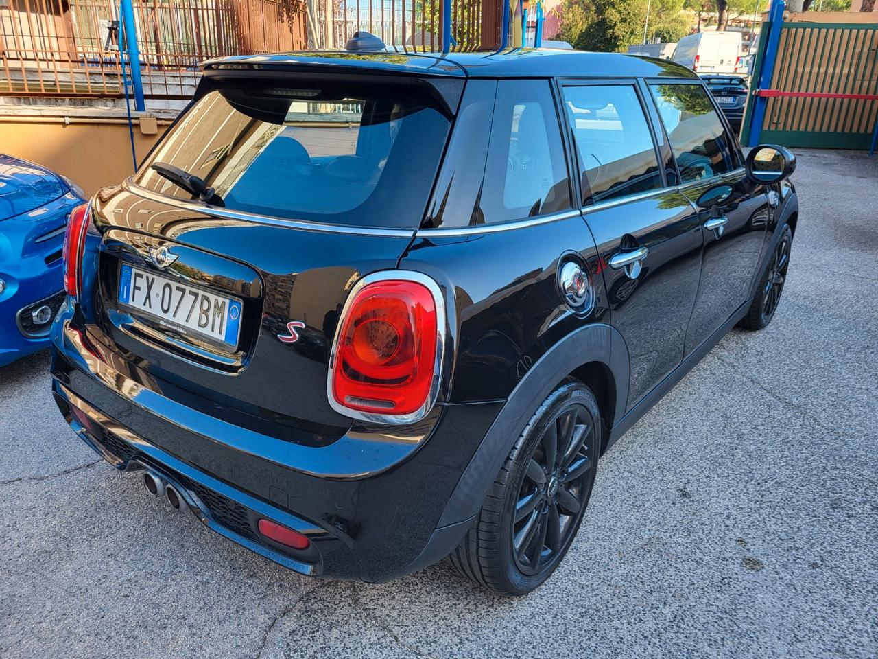 Mini 2.0 Cooper SD Hype 5 porte