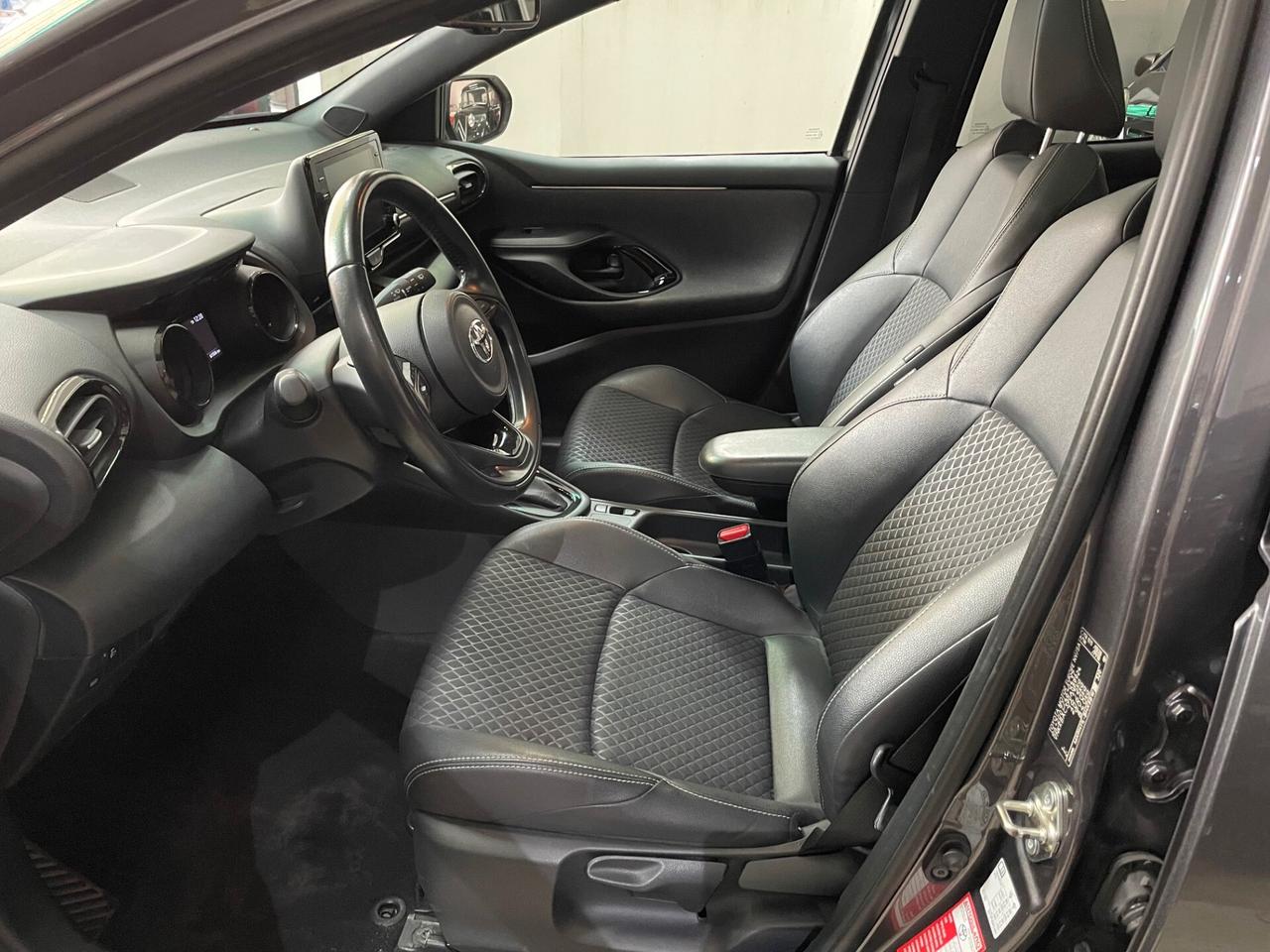 Toyota Yaris 1.5 Hybrid 5 porte UNICO PROPRIETARIO!!!