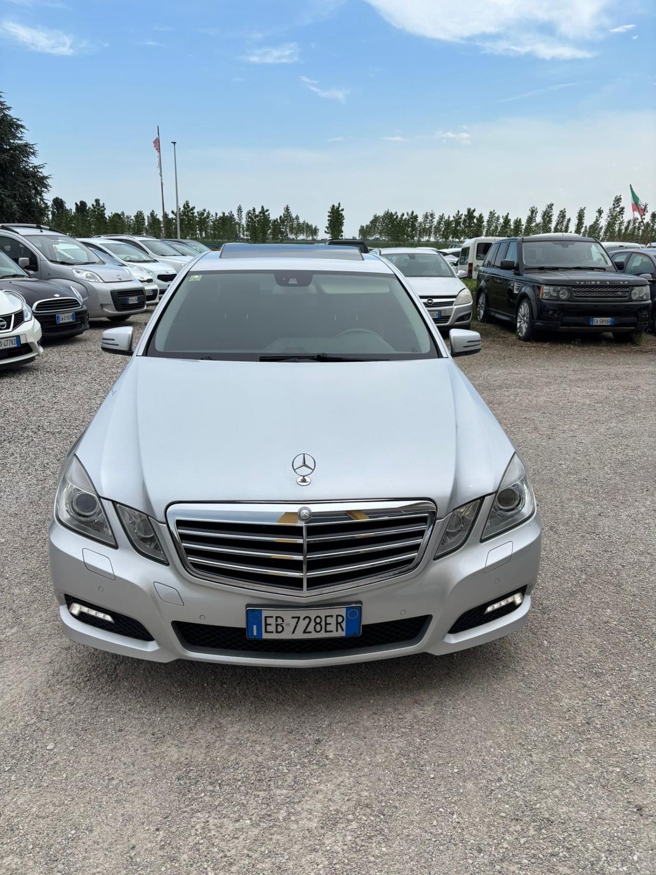 Mercedes-benz E 220 CDI BlueEFFICIENCY Avantgarde AMG