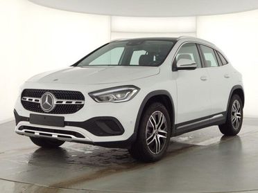 MERCEDES-BENZ GLA 200 Automatic Sport Plus Tetto Pano