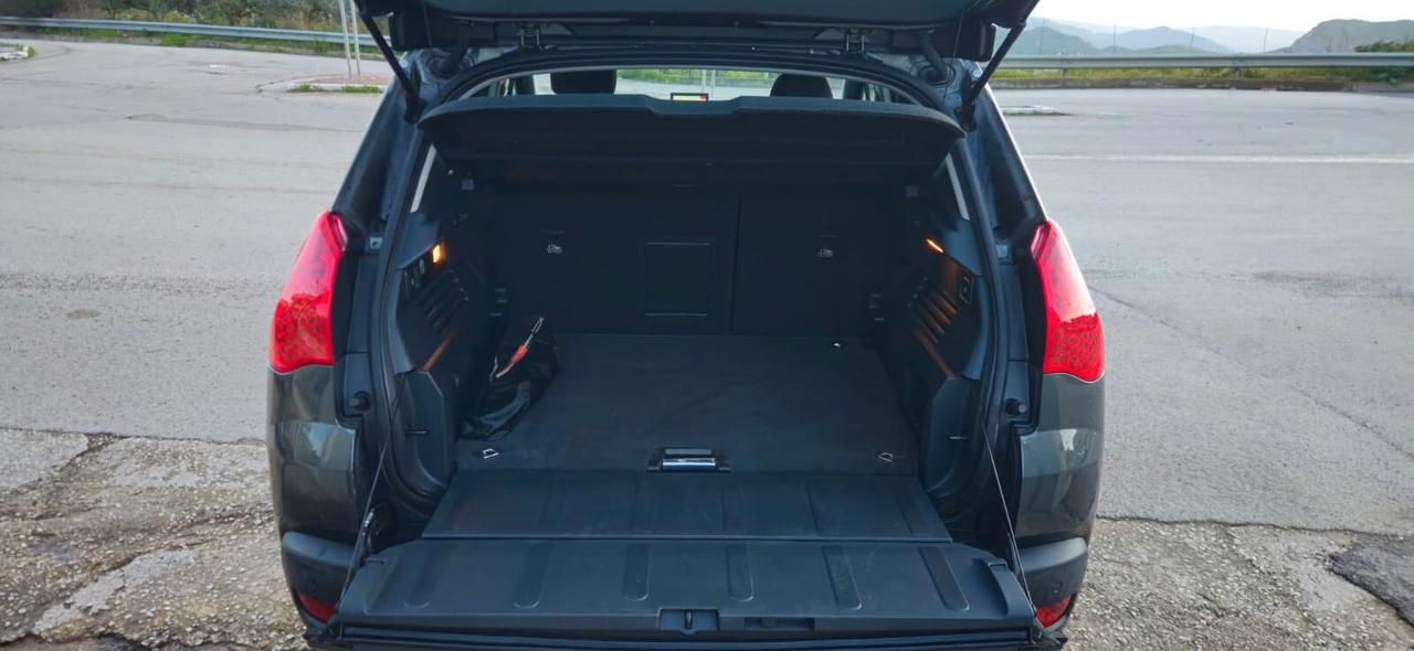 Peugeot 3008 2.0 HDi 150CV Tecno