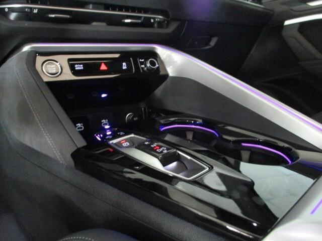 Audi Q5 TDi 150 kW mHEV+ S tronic quattro line edition