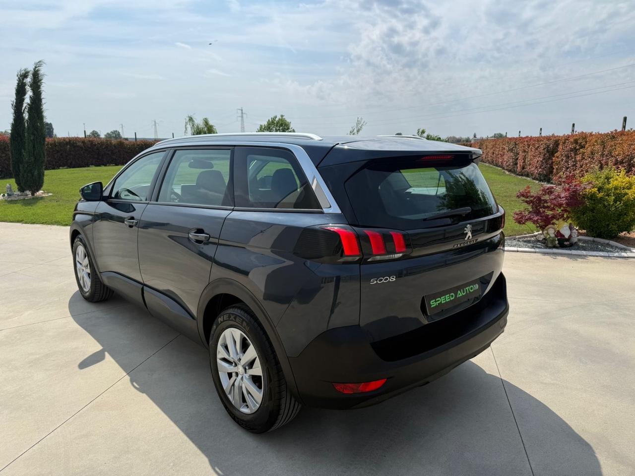 Peugeot 5008 7 POSTI