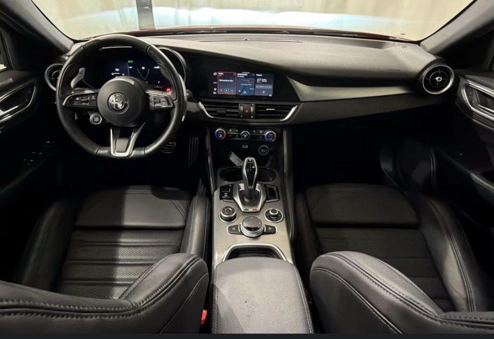 Alfa Romeo Giulia 2.0 Turbo 280 CV Q4 Veloce