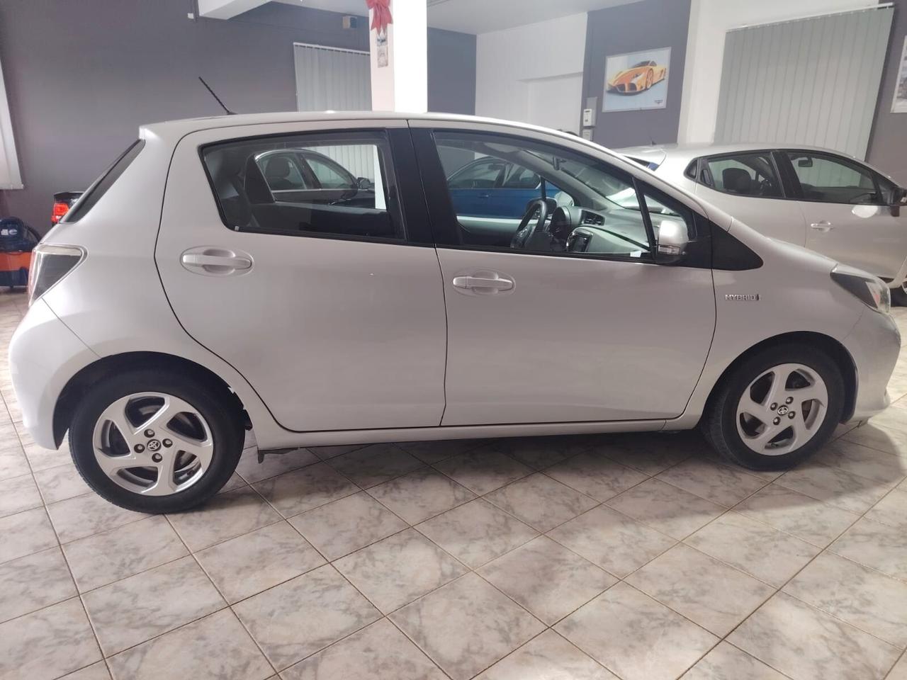 Toyota Yaris Benzina IBRIDA