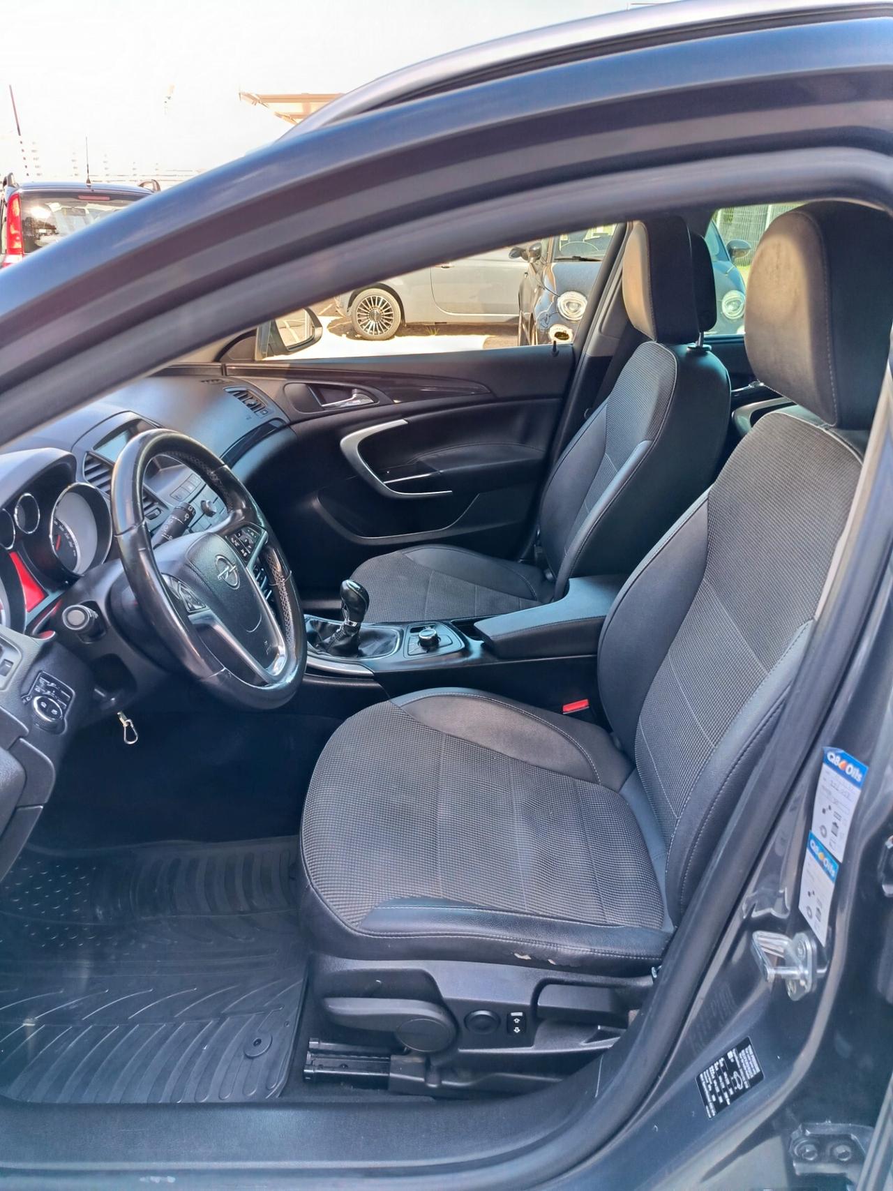 Opel Insignia 2.0 CDTI Sports Tourer Cosmo nuovissima