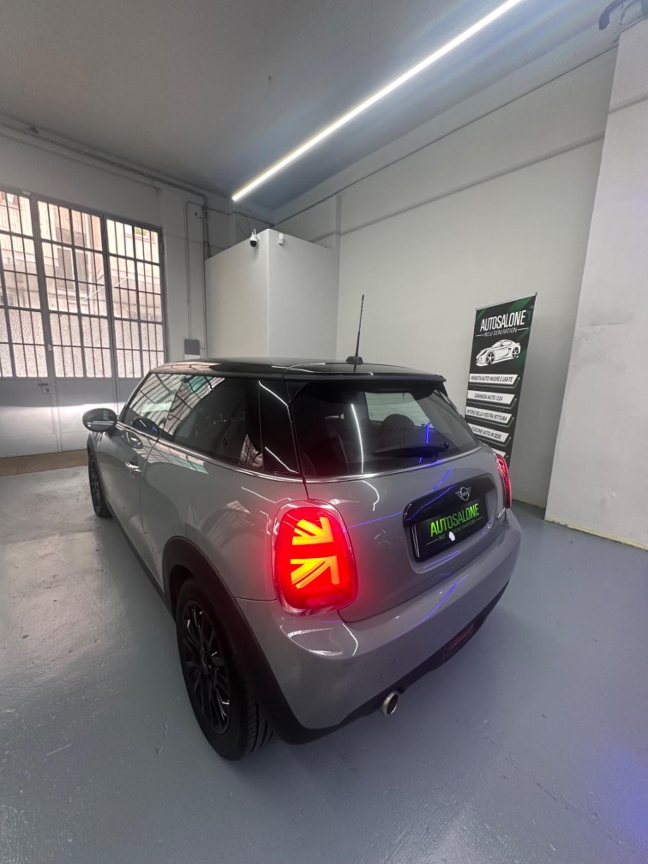 Mini 1.5 Cooper Business