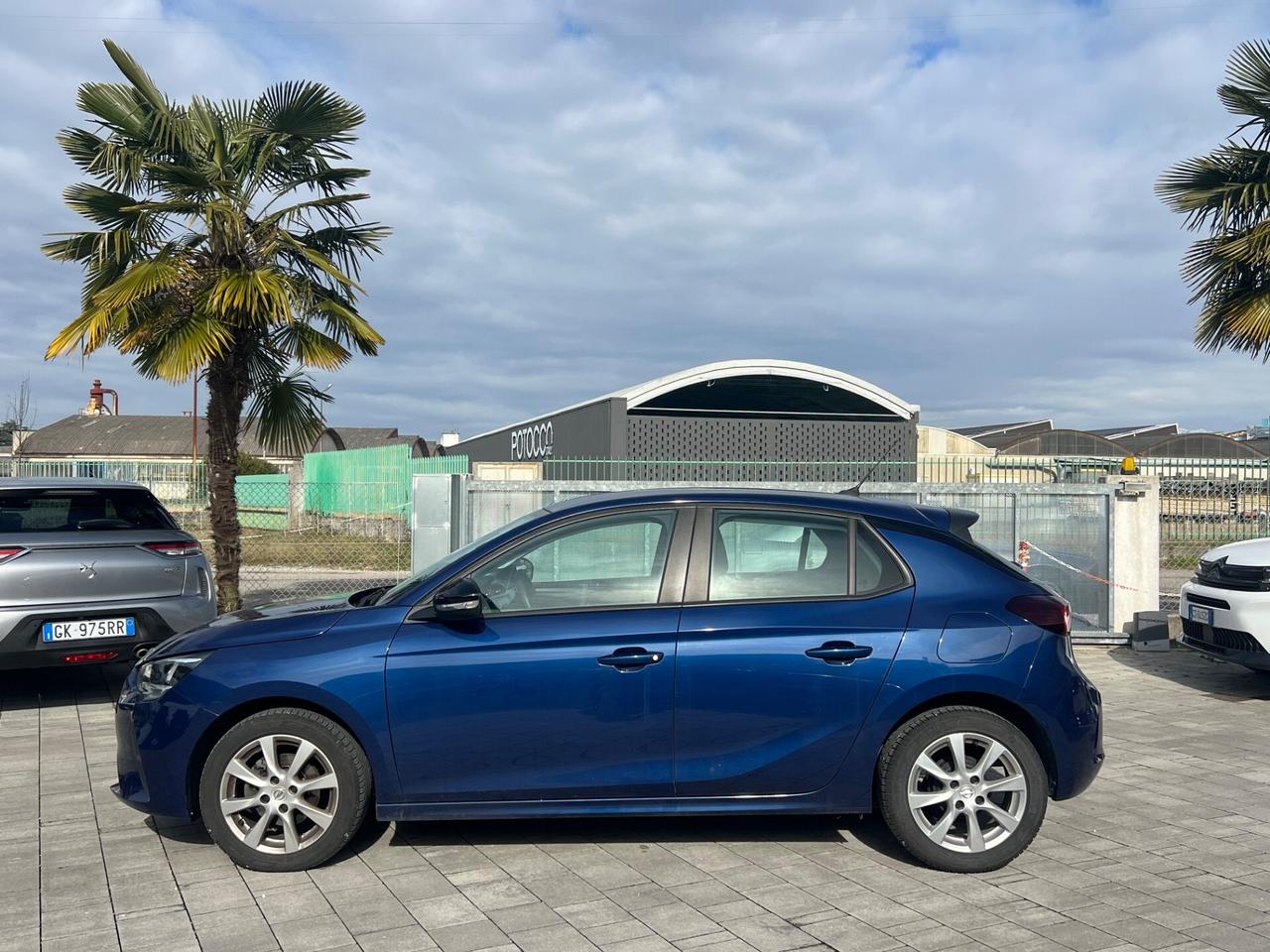 Opel Corsa 1.2 Edition NEOPATENTATI FINANZIABILE
