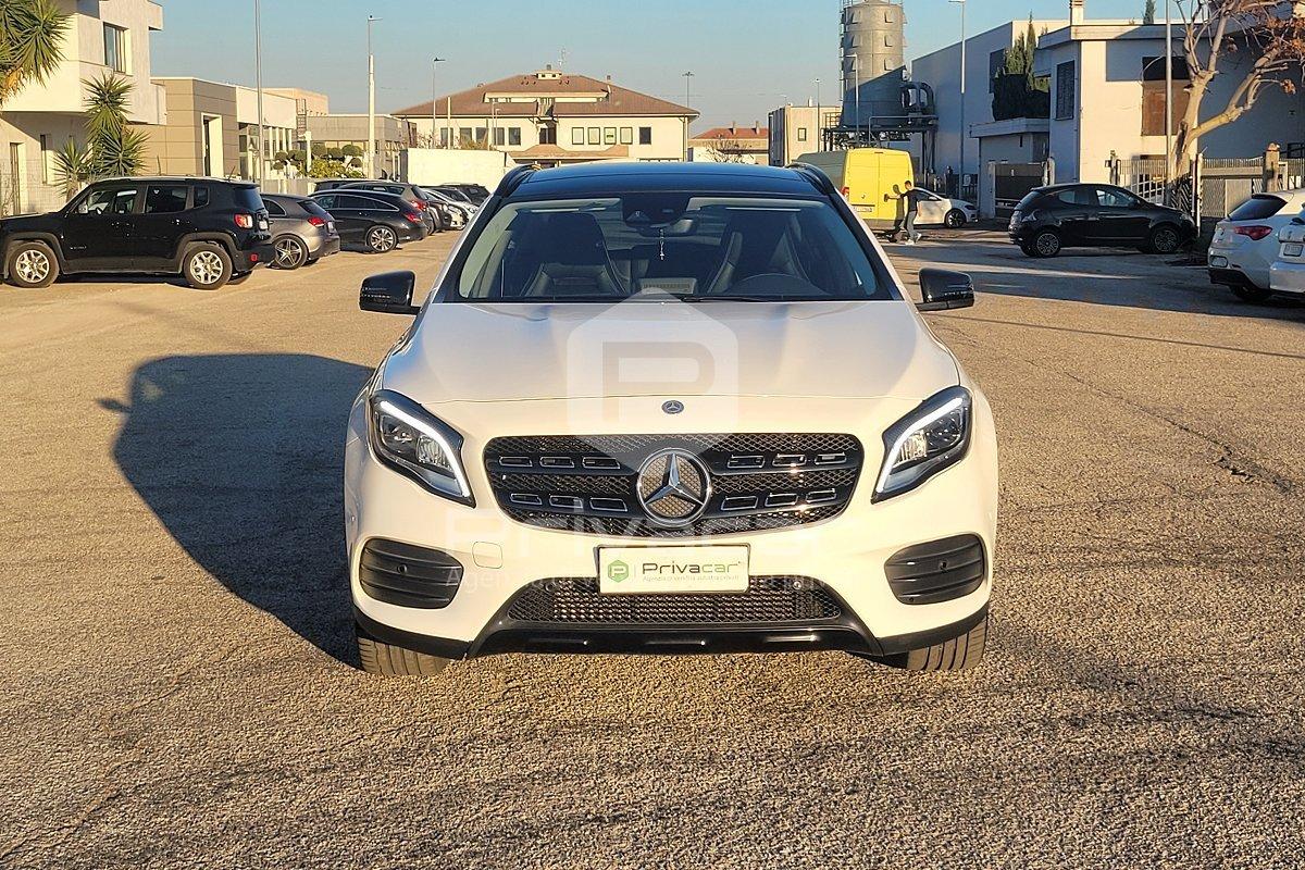 MERCEDES GLA 200 d Automatic 4Matic Premium