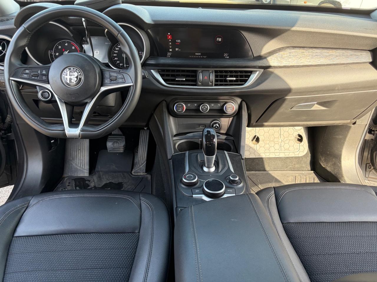 Alfa Romeo Stelvio 190 CV AT8 Q4 Executive