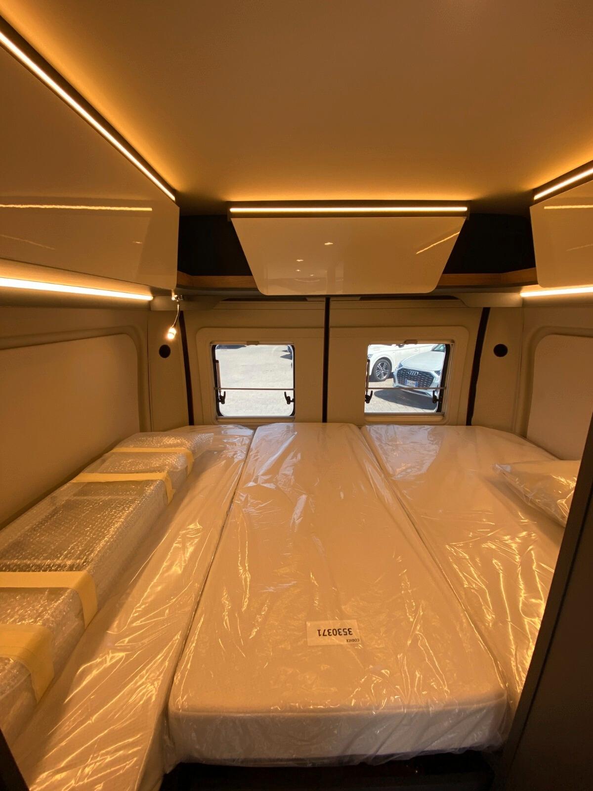 Laika Kosmo Supremo Arancio Sicilia tetto sollevabile