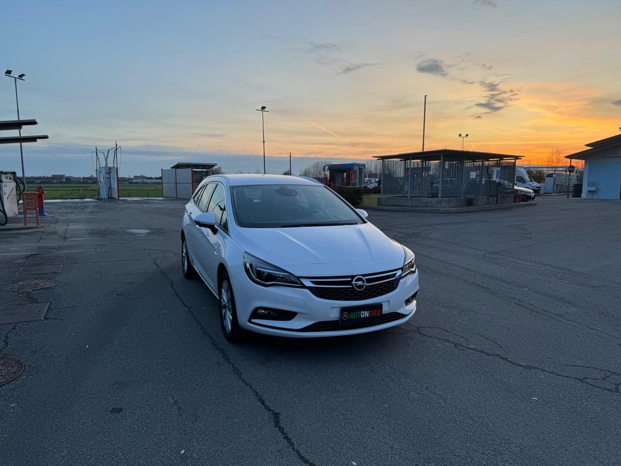 Opel Astra 1.4 Turbo 110CV EcoM Sports Tourer Innovation