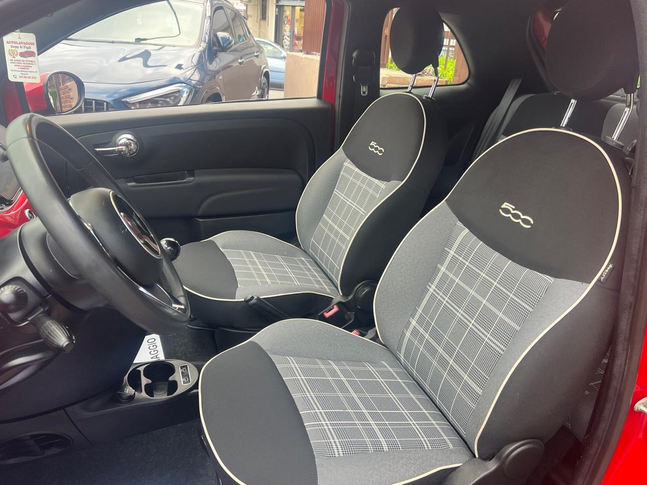 Fiat 500 1.0 Hybrid Red