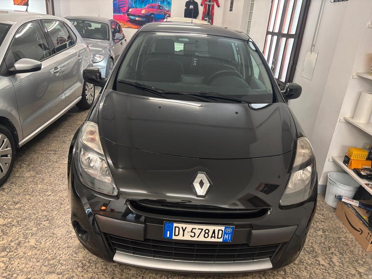 Renault Clio 1.2 16V 5 porte Dynamique