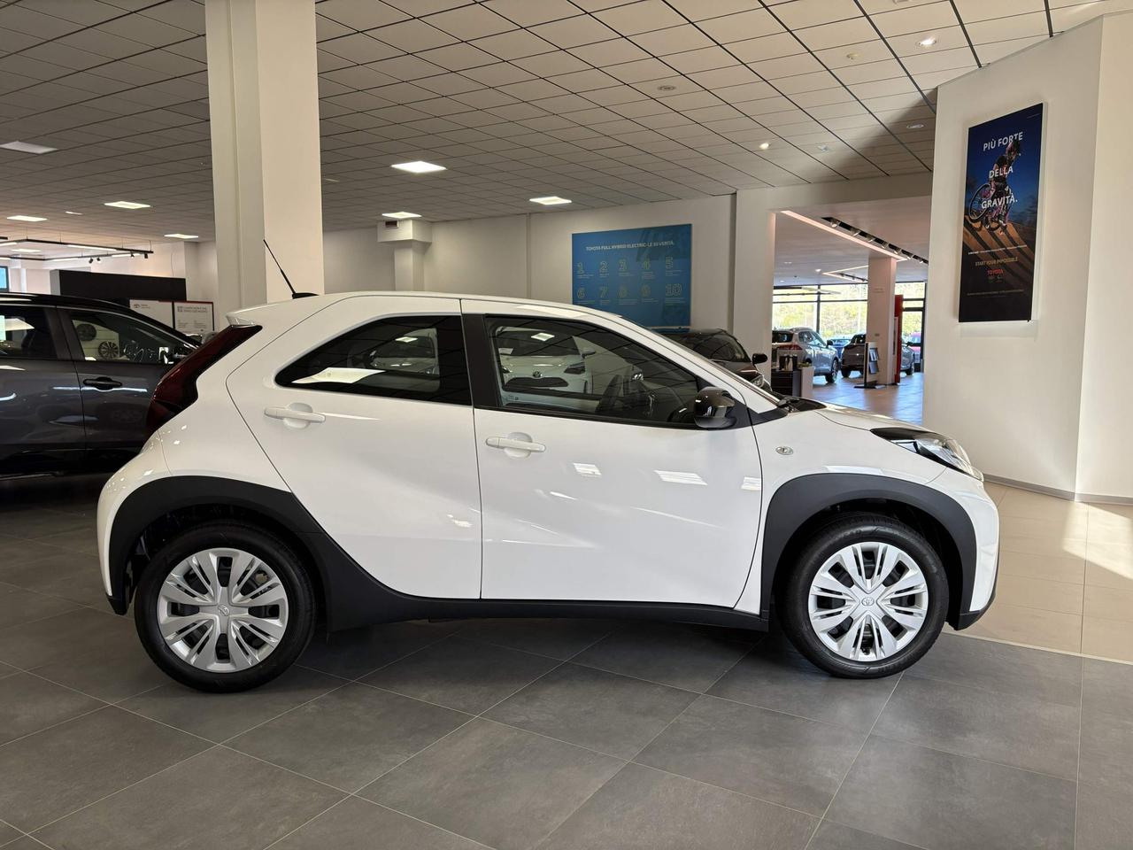 Toyota Aygo X 1.0 Active 72cv