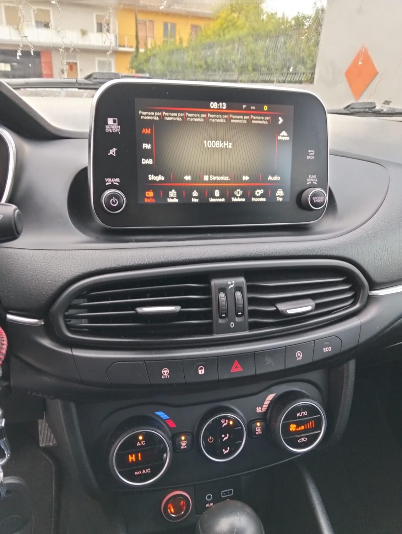 Fiat Tipo 1.6 Mjt S&S DCT SW Lounge 2017