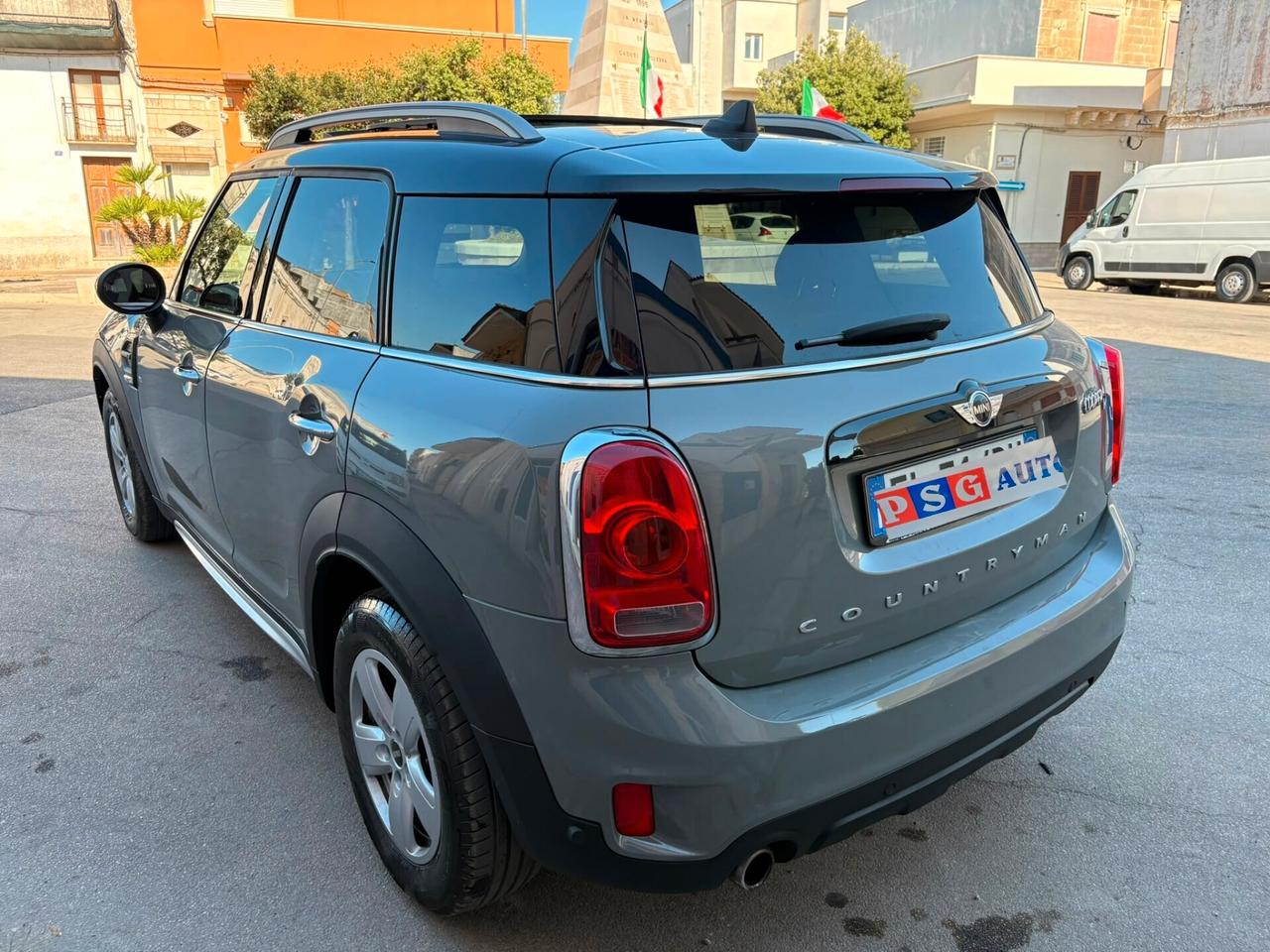 MINI COUNTRYMAN COOPER D APRILE 2017 DOPPIO TETTO FULL 118000KM