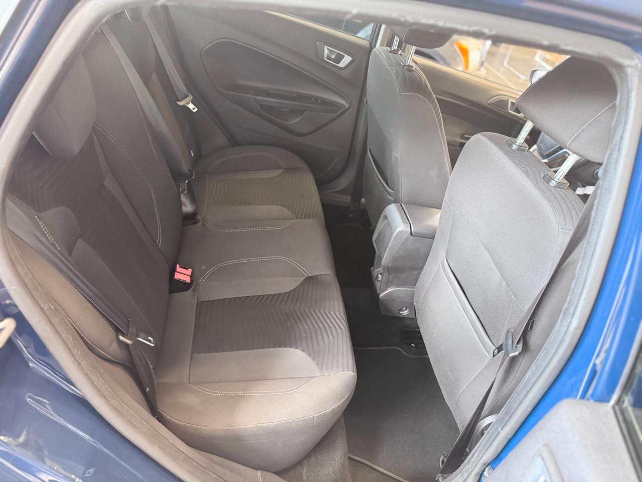 Ford Fiesta 1.5 TDCi 75CV 5 porte Titanium