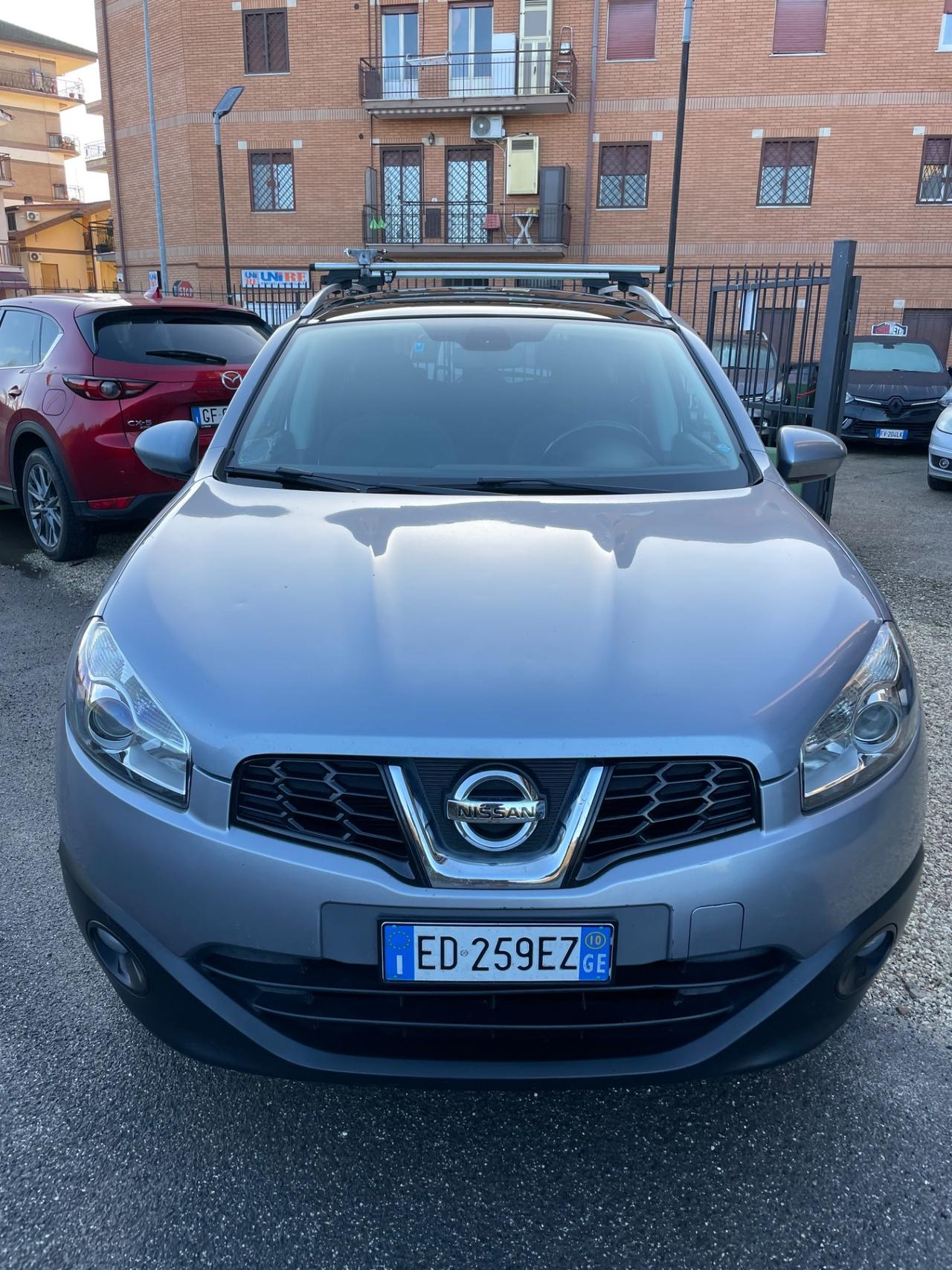 Nissan Qashqai Qashqai+2 2.0 16V !!4x4!!7 POSTI