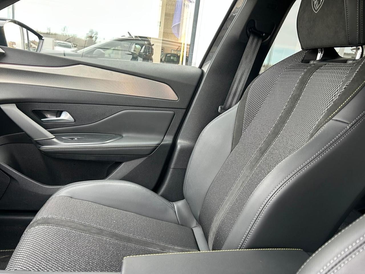 Peugeot 308 SW GT BlueHDi 130 EAT8 SPOTICAR