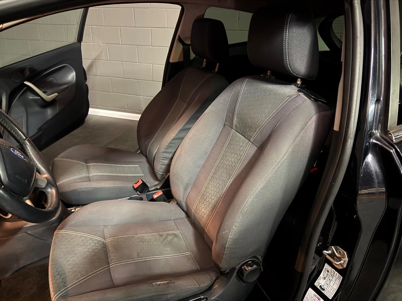 Ford Fiesta 1.4 TDCi 68CV 3 porte Titanium