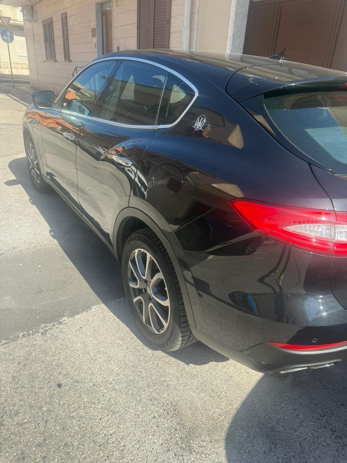 Maserati Levante V6 Diesel 275 CV AWD