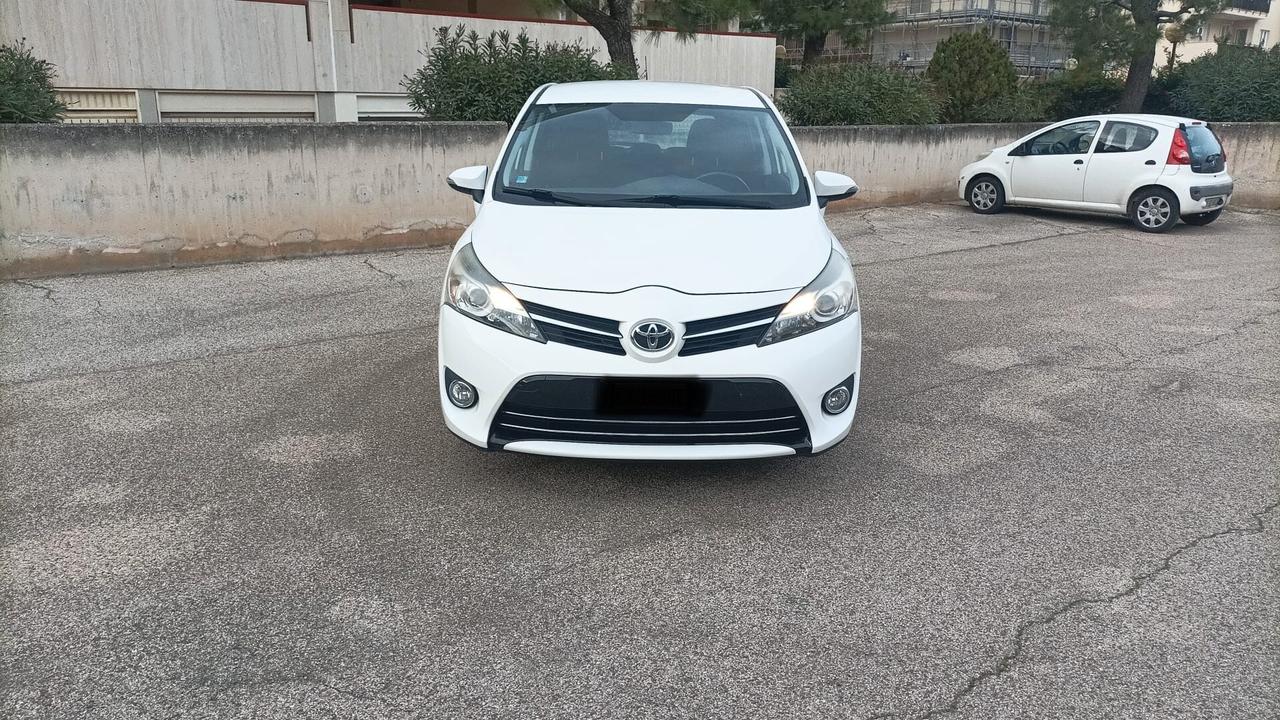 Toyota Verso 1.6 D-4D Style 7 posti