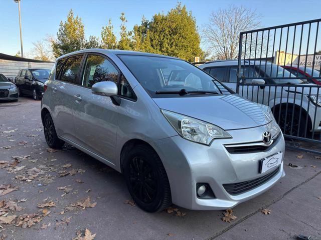 TOYOTA Verso-S 1.4D MT Style Navi, Tetto