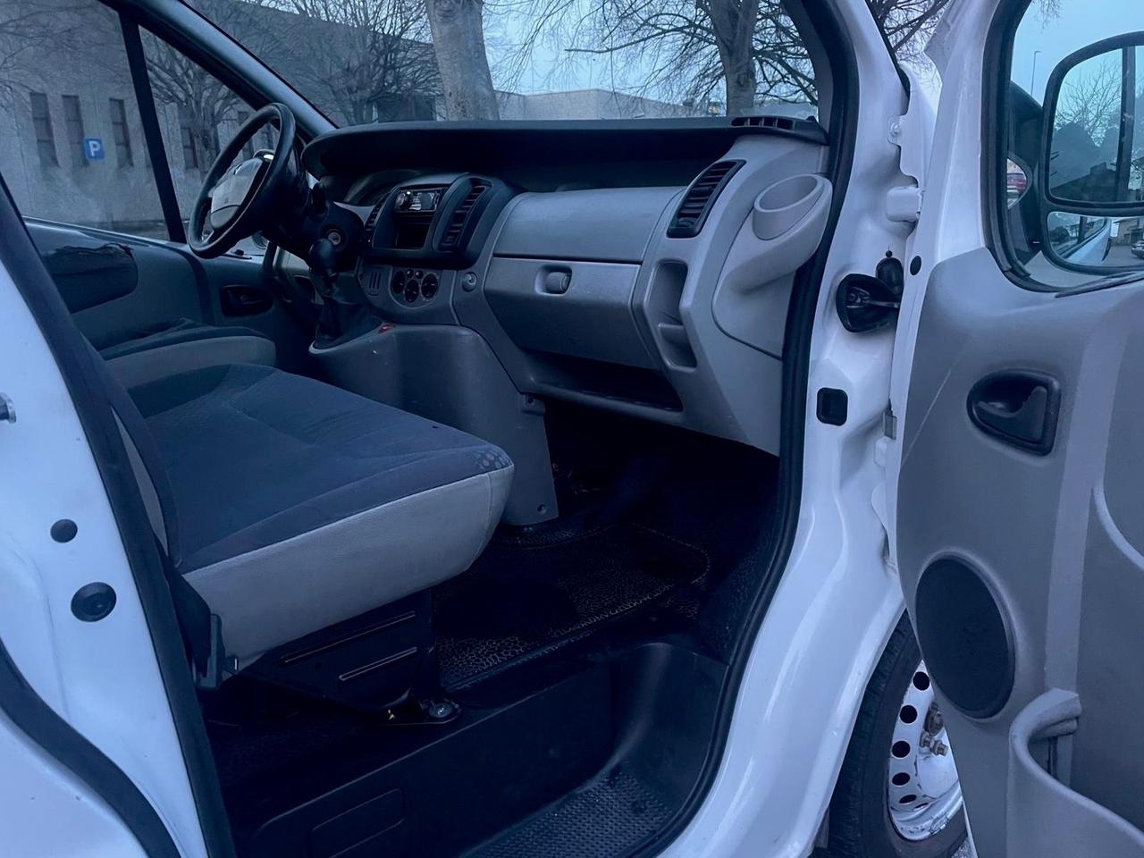 Renault Trafic T27 2.0 dCi/115 PC-TN Furgone Ice