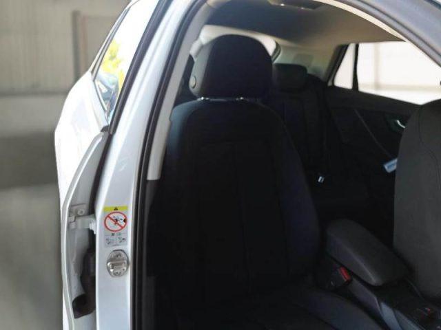 AUDI Q2 30 TDI S tronic Business