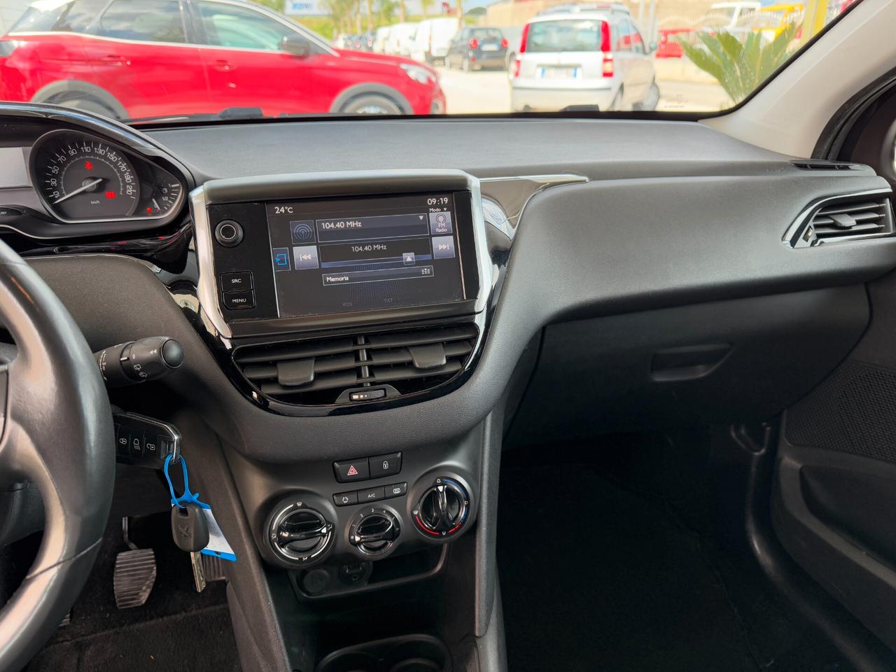 PEUGEOT 208 2016 1.2 BENZINA 82 CV 134.000 KM