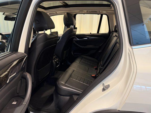 BMW X3 xDrive20d xLine GANCIO HeadUp Pano Navi