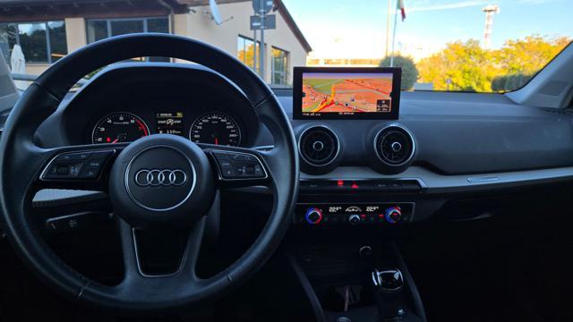 AUDI Q2 35 TFSI S-LINE S-TRONIC LED NAVI R-CAMERA UFF AUDI