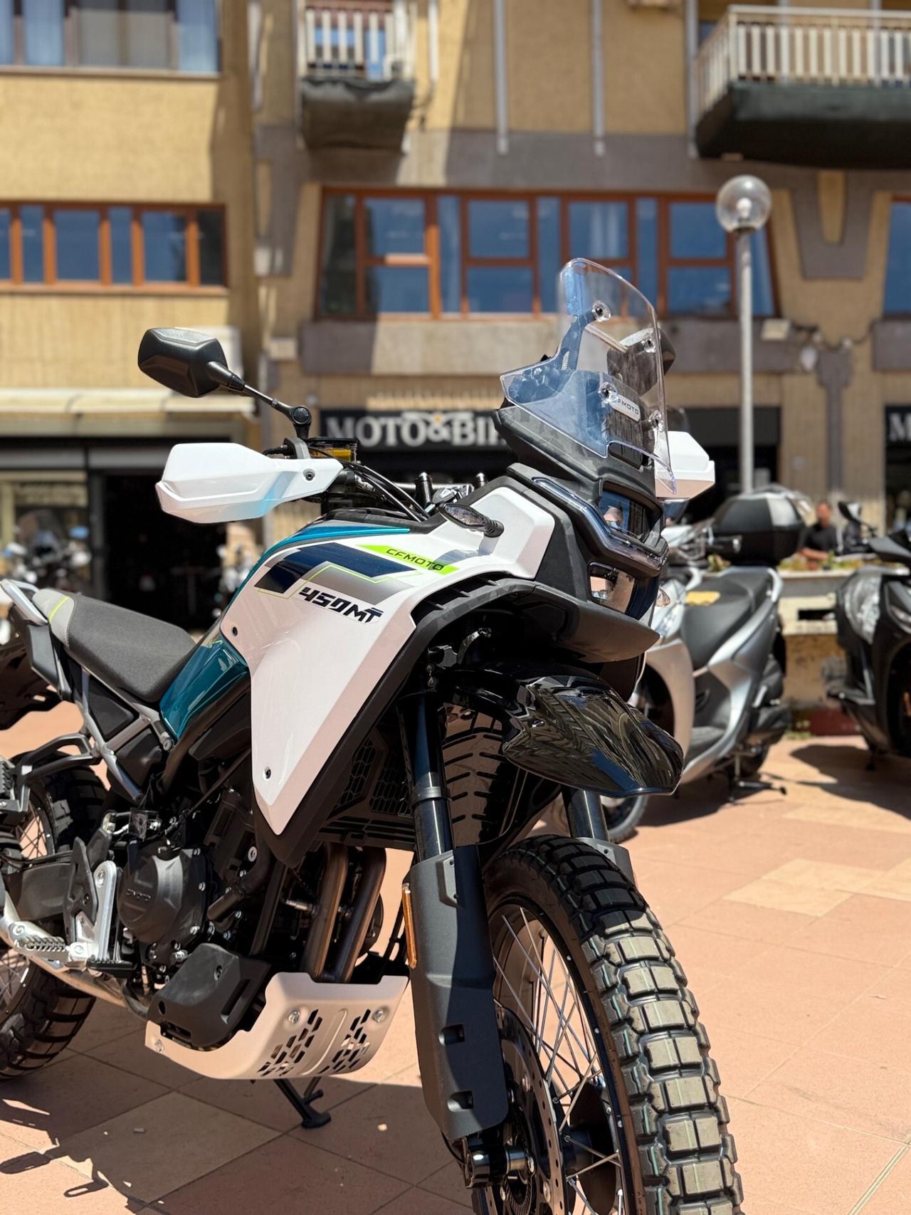 CFMOTO MT450