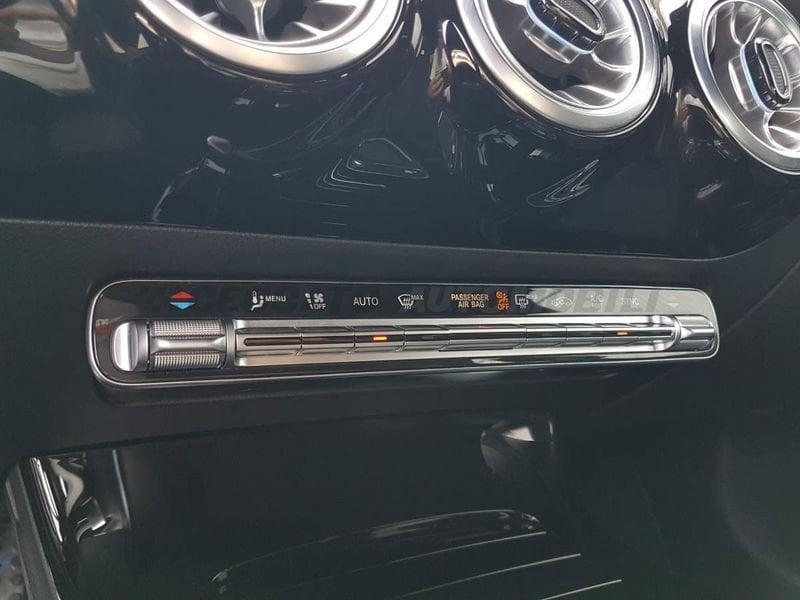 Mercedes-Benz Classe A A 180 d AMG Line Premium auto