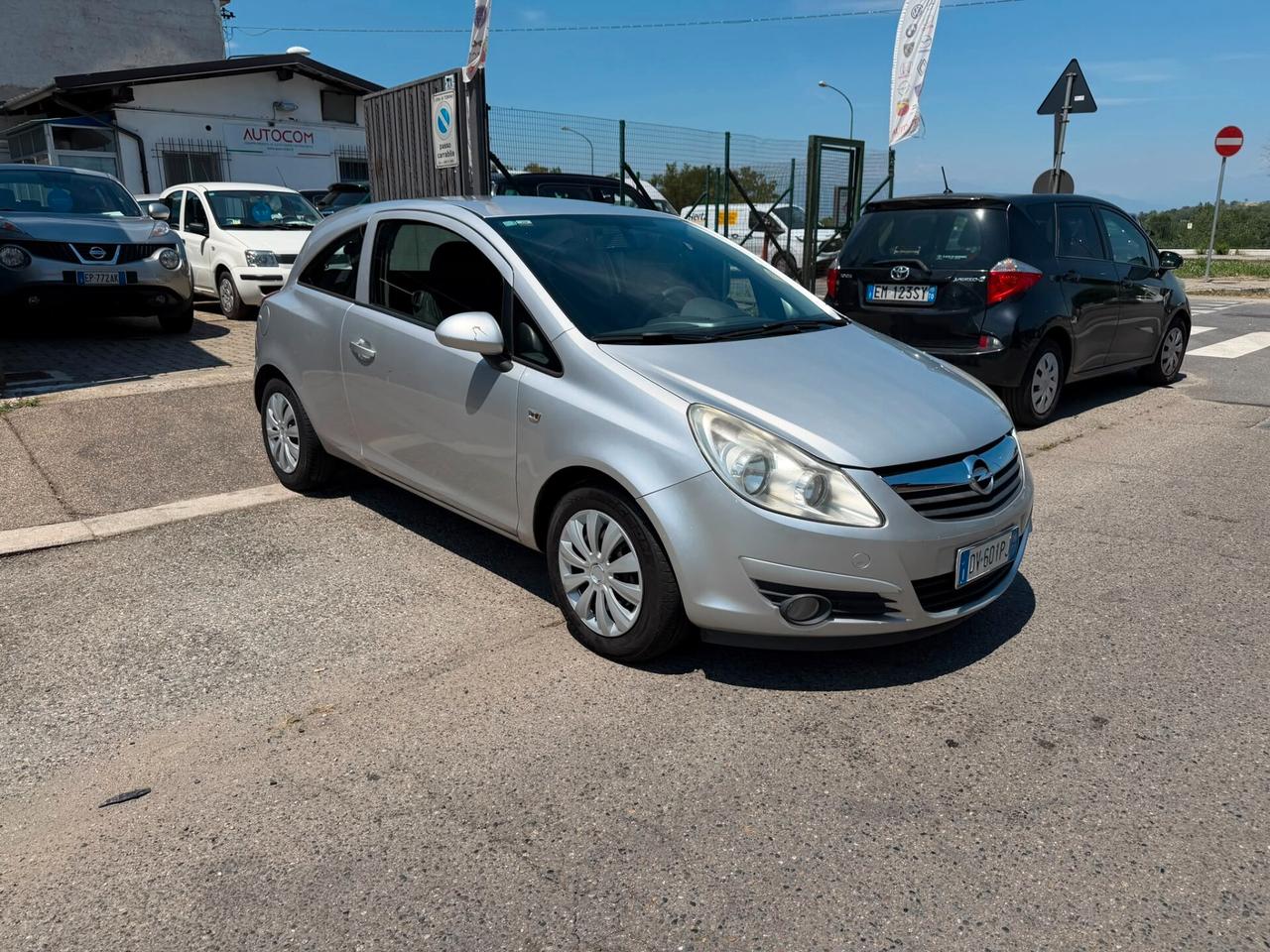 Opel Corsa 1.2 3 porte Sport