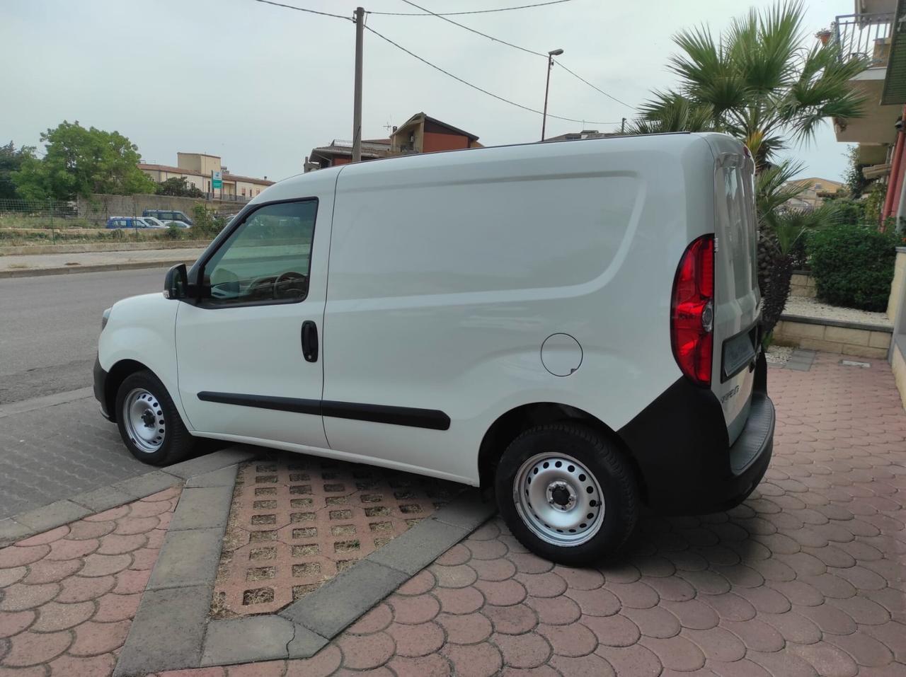 Fiat Doblo Doblò 1.6 MJT 105CV S&S PC-TN Cargo Business