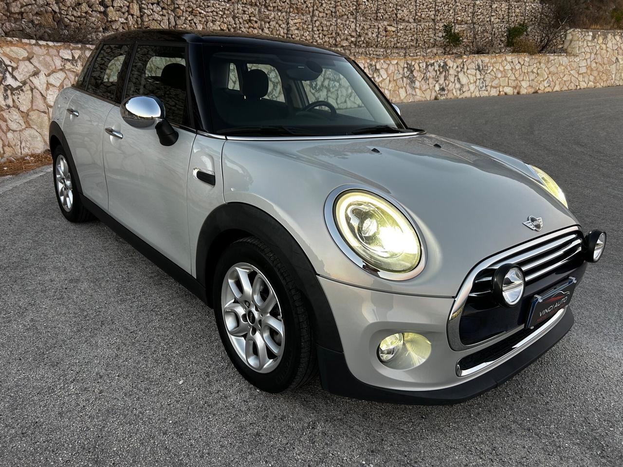 Mini 1.5 Cooper D Business 5 porte UNIPROPRIETARIO