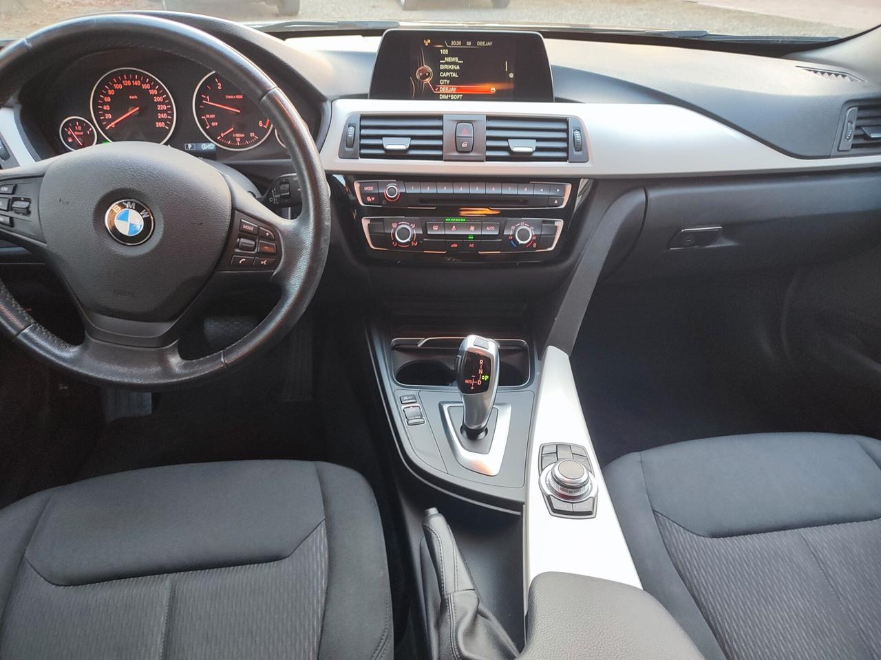 Bmw 318 318d Touring Business Advantage aut.
