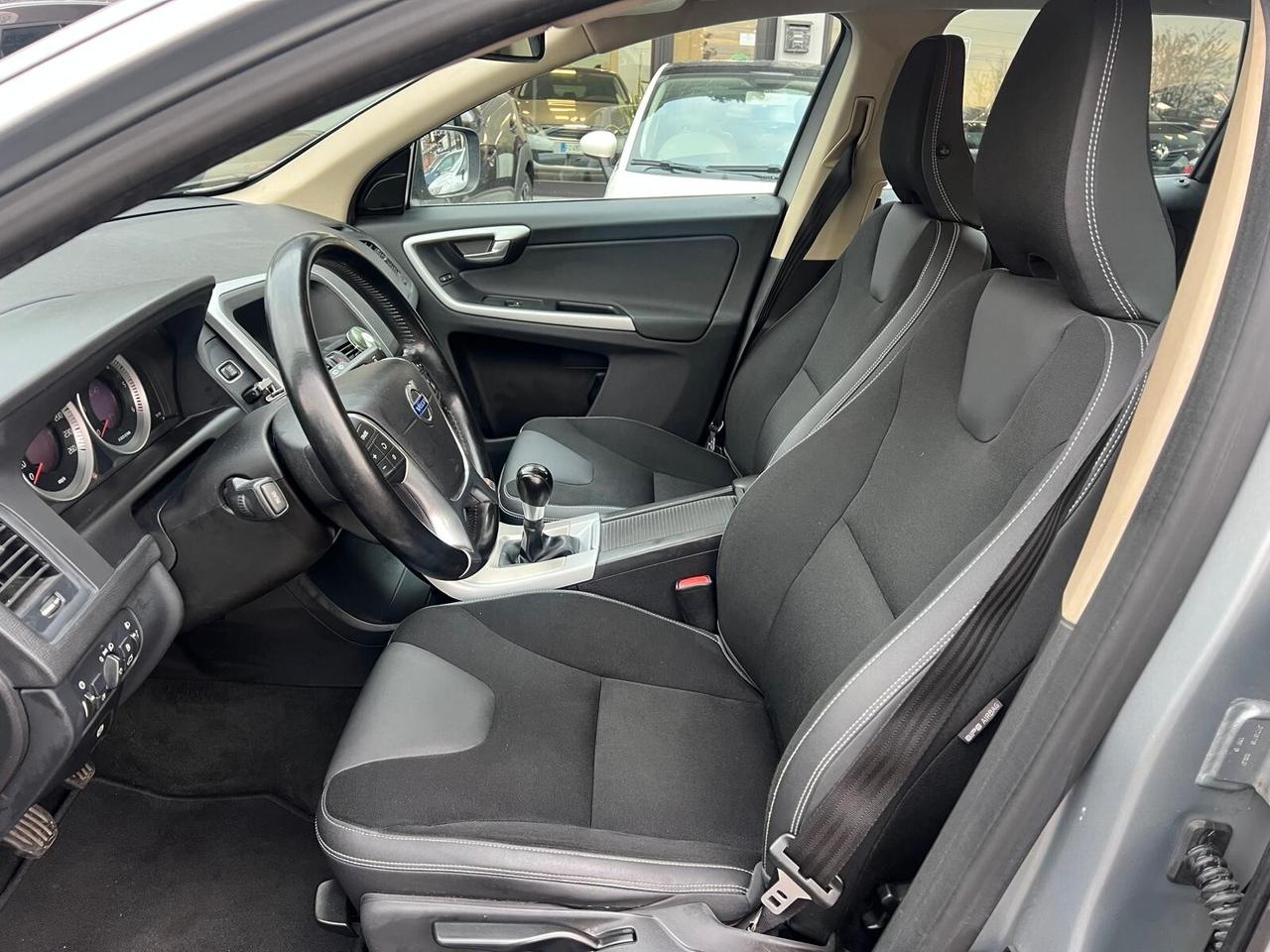 Volvo XC 60 XC60 D3 AWD Momentum