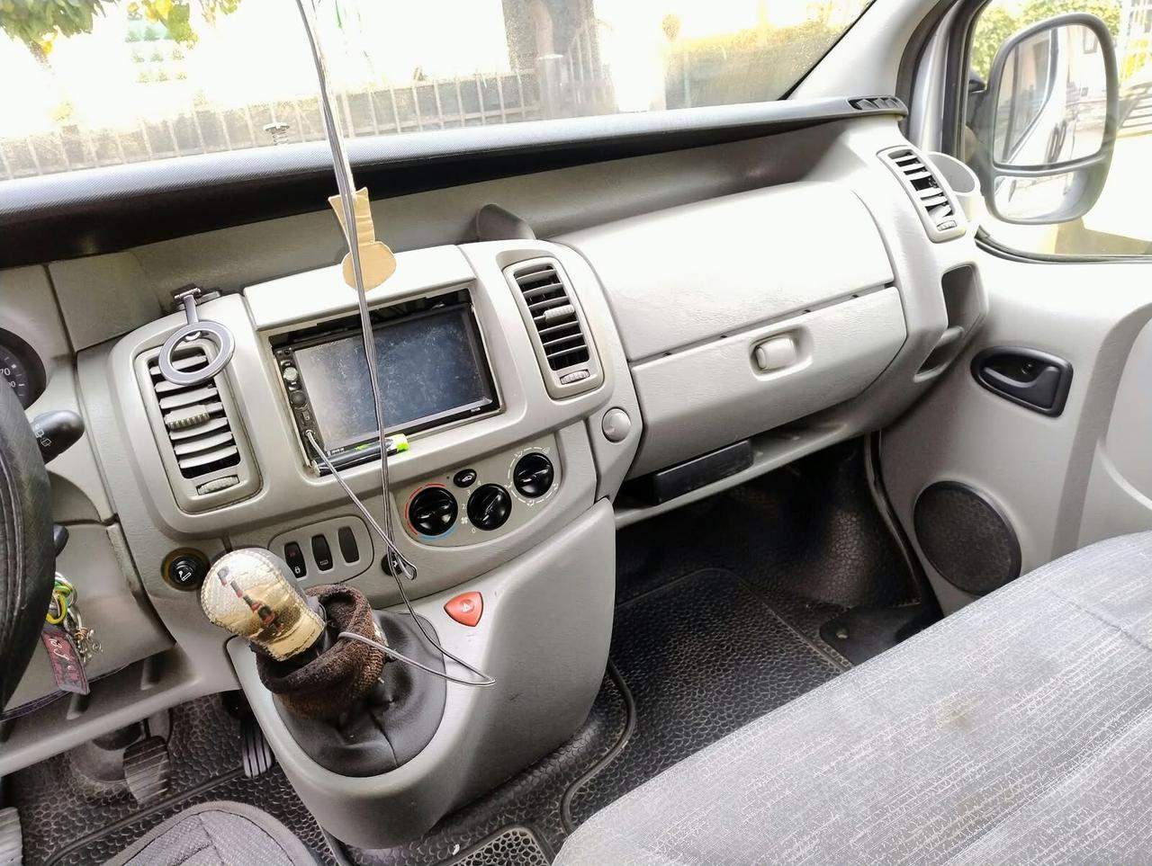 Renault Trafic 2.0 dCi