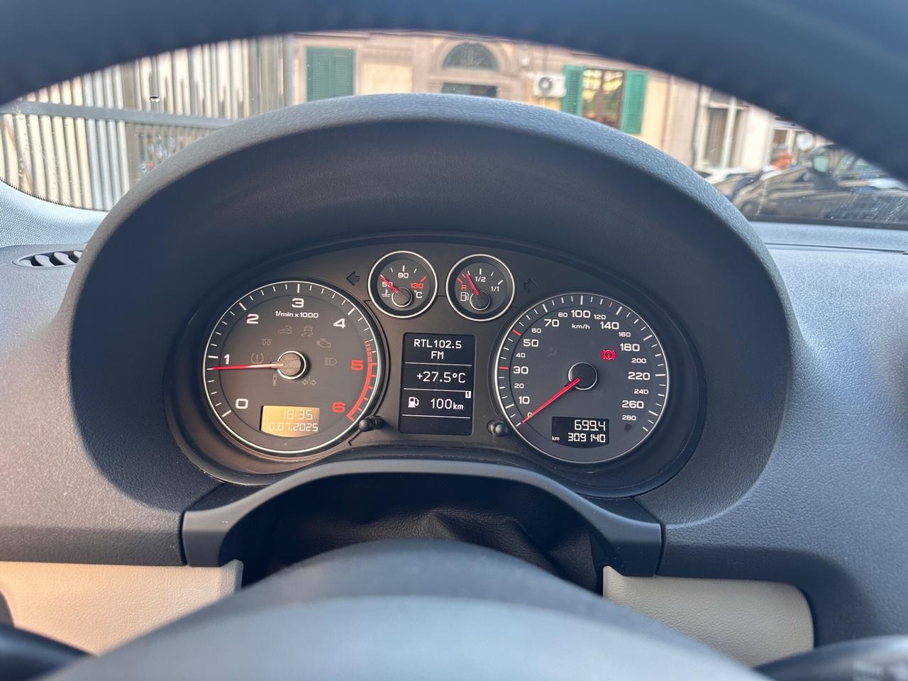 Audi A3 1.6 TDI 105 CV CR Ambition